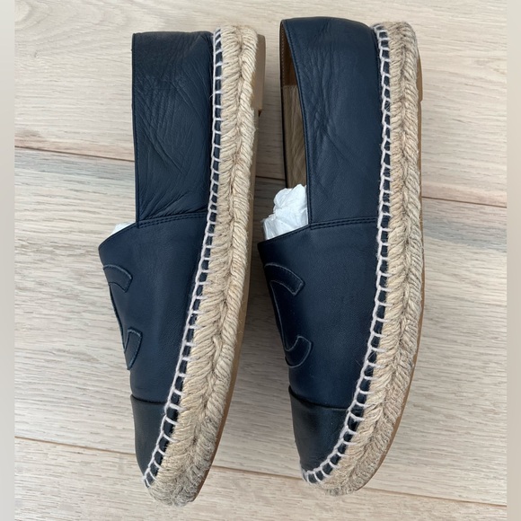 Chanel Lambskin Leather Espadrilles Size 39 - Picture 3 of 16